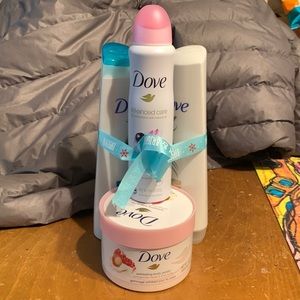 Dove Gift Set